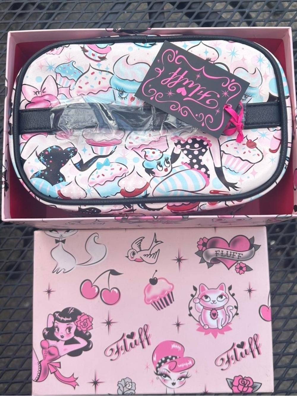 Miss Fluff Cupcake Dolls Cosmetic Train Case Bag NWT With Box Rare